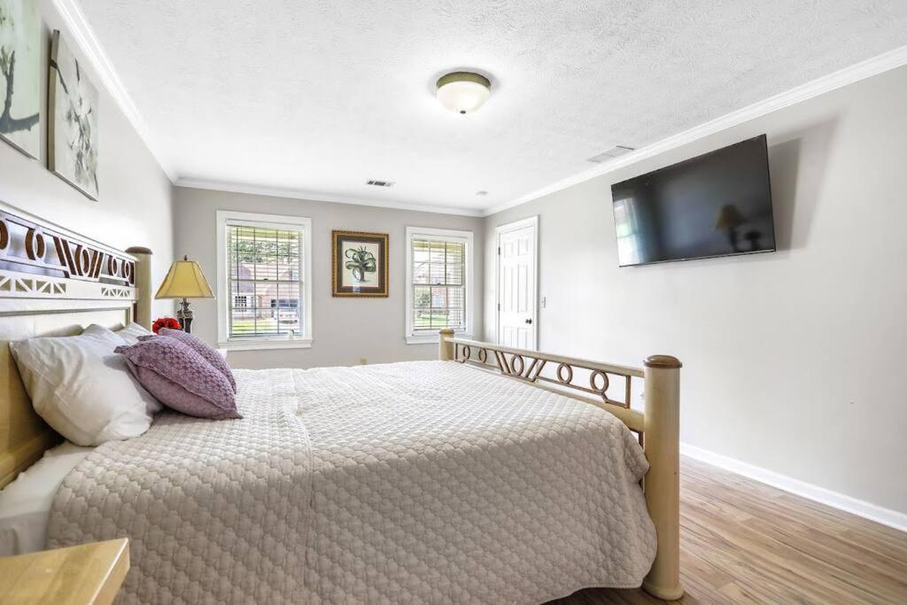 Lovely 5Bed, 3-Fullbath ! 5Min To Free Way I-85 Lawrenceville Exterior photo