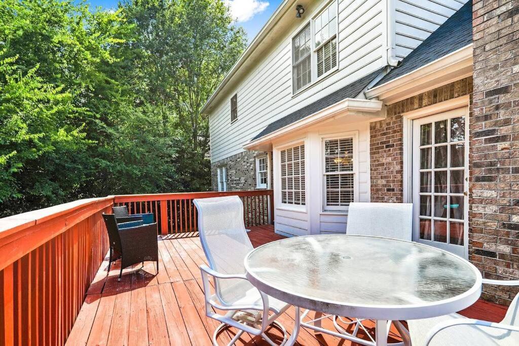 Lovely 5Bed, 3-Fullbath ! 5Min To Free Way I-85 Lawrenceville Exterior photo